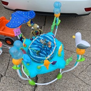 Finding Nemo baby jumper